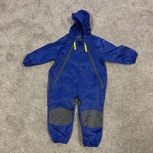 Cloudveil size 3T rainsuit